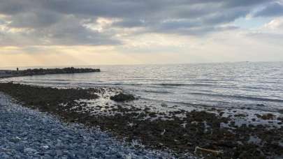Hatay'da deniz çekildi