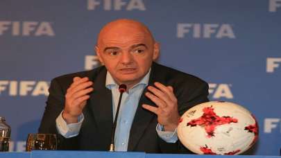 12 futbol kulünün dahil olduğu Avrupa Süper Ligi'ne ceza yok!