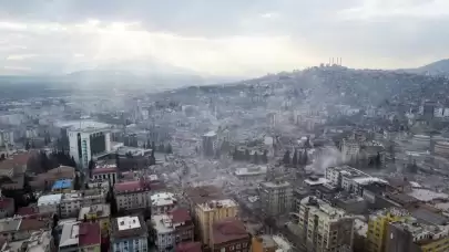 Deprem bölgesindeki 7 ilçede daha yargı sürelerinin 1 Mayıs'a kadar durmasına karar verildi