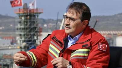 Bakan Dönmez: Herkesi mutlu edecek bir müjde gelebilir