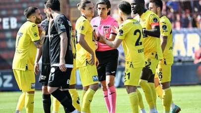 Ankaragücü'ne kaybeden Ümraniyespor Süper Lig'e veda etti