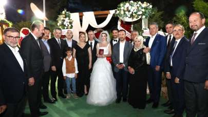 İzmir’de Muhteşem Düğün