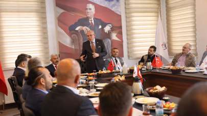 MHP'li Karakaya: Milliyetçi Hareket Partisi önce ülkem ve milletim, sonra partim ve ben diyen fedakârlık numunesidir 