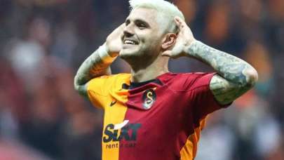Mauro Icardi, kendisinin özel hazırlattığı Galatasaray formasını tanıttı: Hayatım boyunca göğsümde taşıyacağım