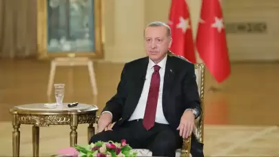 Cumhurbaşkanı Erdoğan Mehmetçik'e seslendi: Ordumuzun mücadeleleri hiçbir zaman bir kenara konulamaz