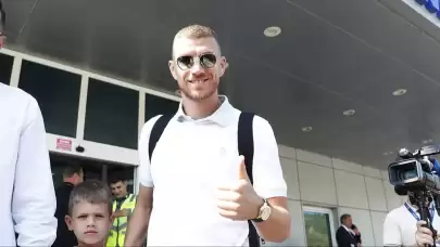 Edin Dzeko, resmen Fenerbahçe'de!