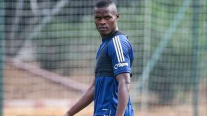 Samatta'dan Fenerbahçe'ye dönüş yolunda ilginç paylaşım! Dinlediği şarkının sözleri çok manidar