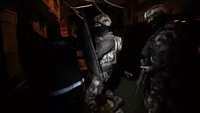 Zehir tacirlerine büyük darbe! Yüzlerce şüpheli yakalandı