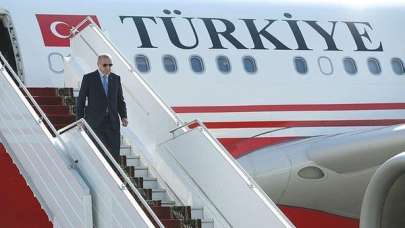 Cumhurbaşkanı Erdoğan'ın uçağı Yeni Ercan Havalimanı'na iniş yaptı