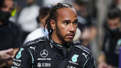 Lewis Hamilton rekorlara doymuyor