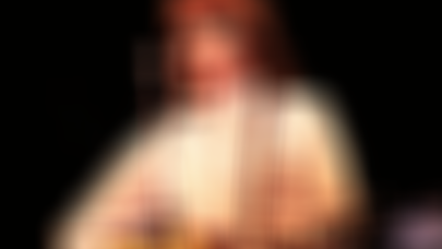 Ünlü şarkıcıdan acı haber! Hayatını kaybetti