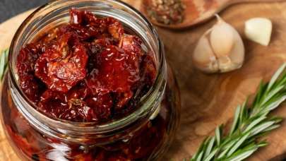 Yiyenin 100 yaşını gördüğü besin! Doktorlar uzun ömrün sırrını verdi: "Her gün yiyen hastalık nedir bilmiyor"