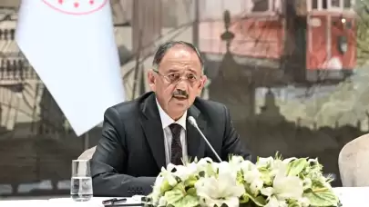 Bakan Özhaseki: Her kabinede 'orada ne oluyor, ne yaptık, neredeyiz' diye hesap soran bir liderimiz var