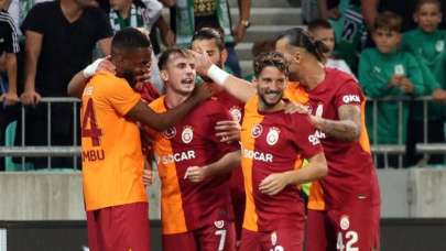 Galatasaray tur kapısını 3 golle araladı