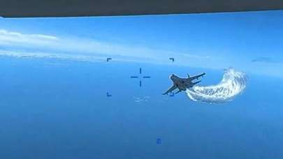 Karadeniz'de gerilim: Rus savaş uçağını gören ABD İHA'sı 'U dönüşü' yaptı