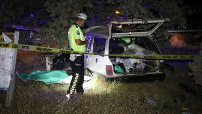 Uşak'taki trafik kazasında 1 kişi öldü, 4 kişi yaralandı