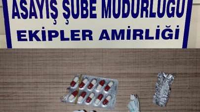 Kütahya’da bekçiler bir kişinin üzerinde uyuşturucu madde ele geçirdi