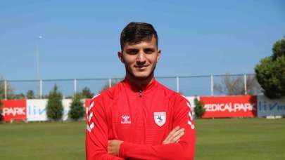 Yunus Emre Çift: "Antalyaspor maçından 3 puanla dönüp, seri yakalamak istiyoruz"