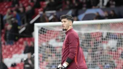 Altay Bayındır: "Galatasaray ile oynadığımız maçlardaki atmosferi seviyordum"