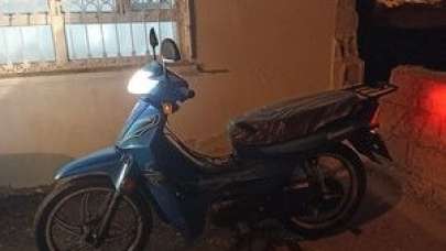 Park halindeki motosiklet çalındı