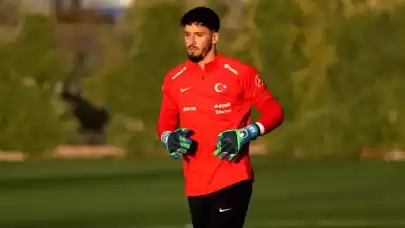 Galatasaray'dan Altay Bayındır sürprizi