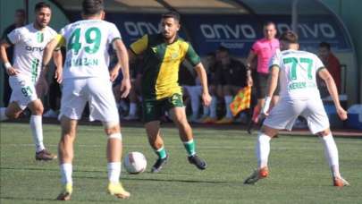 Türkiye'de futbol kulübüne silahlı saldırı! Oyunculara mermi yağdırdılar