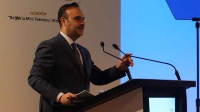 Bakan Kacır'dan uzay misyonu hakkında söylemlere tepki!