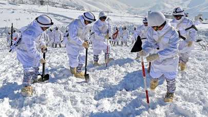 200 özel harekat "çığ timi" göreve hazır!