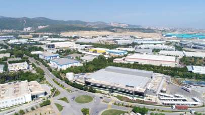 Ticaret Bakanı Bolat: İzmir'e serbest bölge kuruluyor