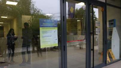 Kosova'nın kuzeyinde halk sandık başında