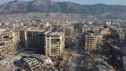 Deprem bölgesinde mücbir sebep hali uzatıldı