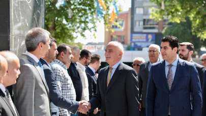 Bakan Uraloğlu: "Pist saat 15.00'e kadar uçuşa kapatılmıştır"