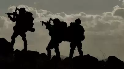 MSB, Irak'taki Mehmetçiğin cesaretini gösteren videoyu paylaştı