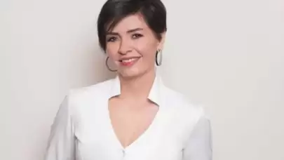 Gazeteci Özlem Gürses gözaltına alındı