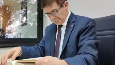 Uluslararası ilişkiler uzmanı Suriye'de Esad sonrası senaryoları değerlendirdi