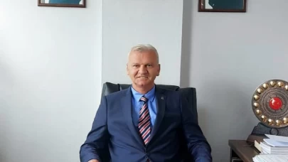 MHP’den Çeşme Belediye Başkanı Lal Denizli’ye “Bayrak” göndermesi