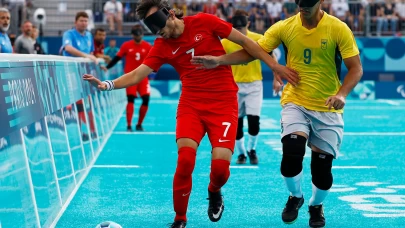 Emre Aslan Paris Paralimpik Oyunları'na damga vurdu!