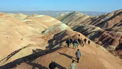 Gökkuşağı Tepeleri, Iğdır’ın yeni turizm merkezi oluyor