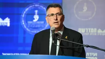 Kritik saatlere girildi! İsrail Dışişleri Bakanı Sa'ar Avrupa turunu yarıda kesti