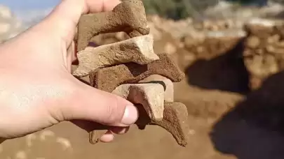 Beçin Antik Kenti'nde seramik fırınları keşfedildi