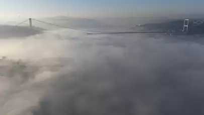 İstanbul yeni yıla sisle uyandı