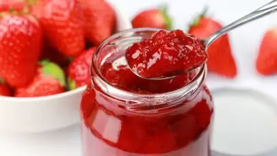 Şekersiz diyabetik çilek reçeli nasıl yapılır?