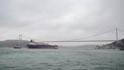 İstanbul Boğazı'nda gemi trafiği çift yönlü kapatıldı