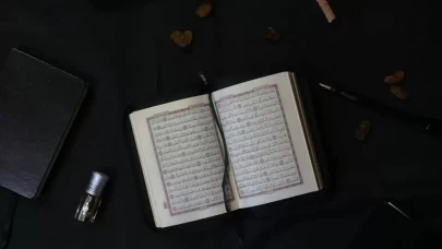 Hicr Suresi Tefsiri: Anlamı, Özellikleri ve Detaylı Açıklaması