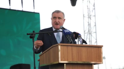 Bakan Bak: Hatay, Cumhurbaşkanımız Erdoğan’ın güçlü liderliğinde yeniden ayağa kalkıyor