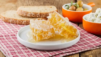 Bal Kaç Kalori? Balın Besin Değerleri ve Faydaları