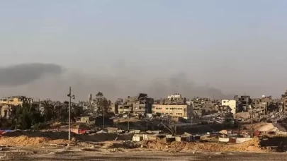 Savaş uçakları Refah'ı vurdu