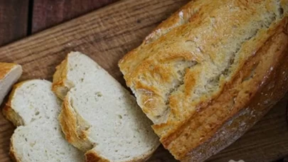 Tüm ailenin bayılacağı ev yapımı beyaz ekmek tarifi