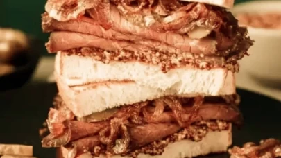 Bu sandviç restoranlara taş çıkartıyor!