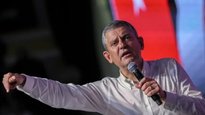 Her seferinde 'Bu kadarına da pes' dedirten Özgür Özel KKTC'yi gözden çıkardı! Bakın hangi ifade CHP'nin zoruna gidiyormuş!